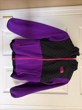 Girls purple and black The North Face fleece size 7/8.